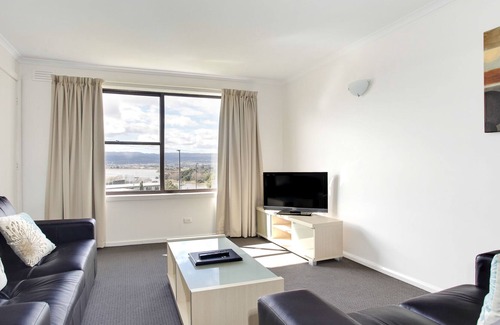 Riverside Apartment | Tamar River Villas
