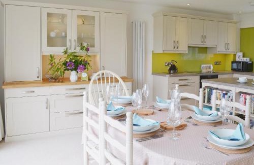 St. Ann's Chapel House | Family-Friendly Tamar Ten with Pool and Private Amenities