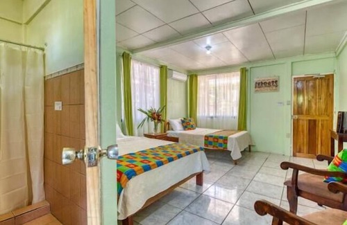 Puerto Viejo de Talamanca Hotel | Relax at Tamara Hotel: Family-Friendly with Pool & Spa