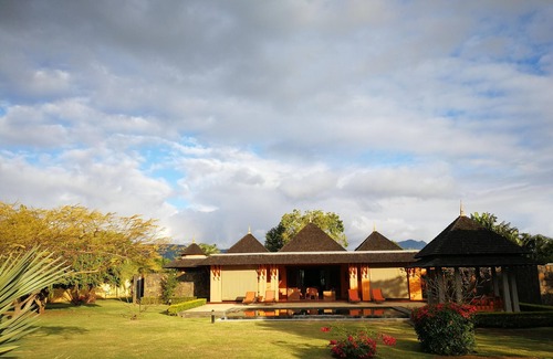 Tamarin Villa | Indulge in Tamarin: Ideal Villa for Golf and Nature Lovers