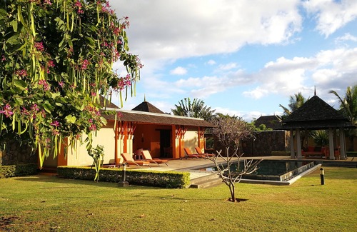 Tamarin Villa | Indulge in Tamarin: Ideal Villa for Golf and Nature Lovers