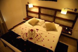Seeduwa - Katunayake Resort | Relaxing Tamarind Tree Garden Resort Near Katunayake Airport