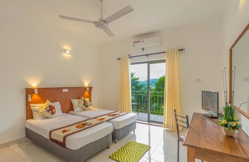 Anniwatta Hotel | Budget-Friendly Tamarind Tree Inn with Family Amenities