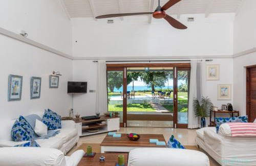 Mbweni Villa | Inviting Tamarind Tree Zanzibar with Oceanfront Pool Access