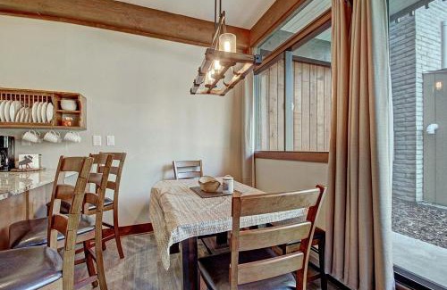 Warrior's Mark Apartment | Tamarisk 103: Family-Friendly Retreat with Pool & Hot Tub
