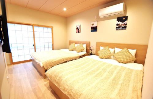 Higashinari House | Discover Tamatsukan: Top-Rated Hotel Near Kansai Airport