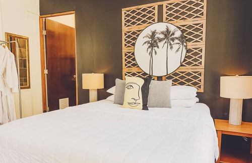 Puntas Hotel | Enjoy Poolside Comfort at Tamboo Beside the Pointe