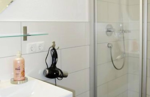 Hoarberg Apartment | Serene Tamerl by Interhome: Lake View & Spa Retreat