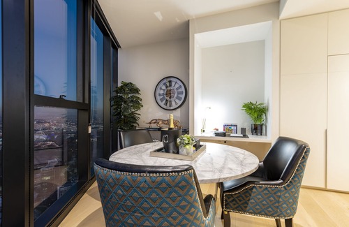 Southbank Apartment | Top-Rated Tammex Properties with Oceanfront Views in Melbourne