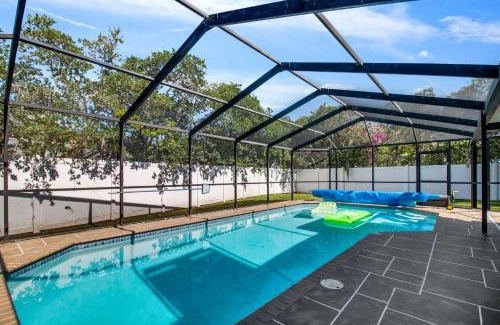 Bloomingdale House | Relaxing Tampa Bay Pool Home with Heated Amenities