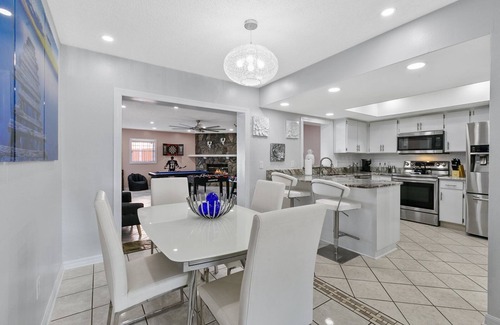 Citrus Park House | Experience Tampa's Paradise: Pet Friendly with Ocean Views