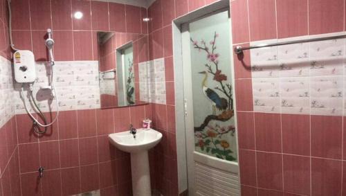 San Sai Apartment | Inviting ตามฤทัย เฮาส์: Family-Friendly Stay with Dining