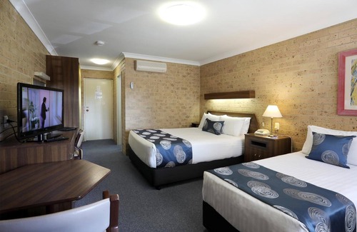South Tamworth Hotel | Family-Friendly Stay at Tamworth Motor Inn & Cabins
