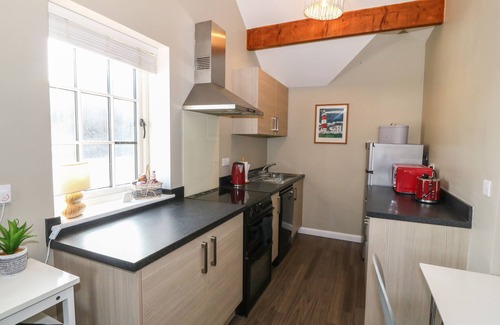 Aberdaron Cottage | Pet-Friendly Tan Bryn 1 with Ocean View & Breakfast Included