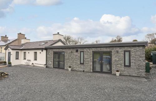 Llanllyfni House | Discover Tan Y Coed - Nasareth: Pet & Child Friendly Stay