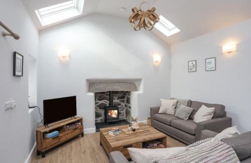Llanllyfni House | Discover Tan Y Coed - Nasareth: Pet & Child Friendly Stay