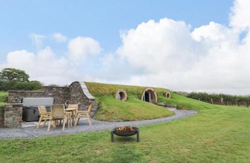 Llanfair Caereinion House | Experience Comfort at Tan Y Wawr - A 4-Star Retreat