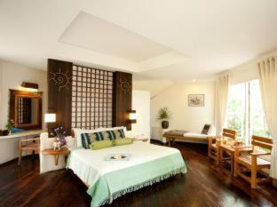 Pak Nam Pran Resort | Relax at Tanaosri Resort Pranburi with Pool & Ocean Views