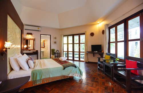 Pak Nam Pran Resort | Experience Tanaosri Resort Pranburi with Ocean Views & Pool
