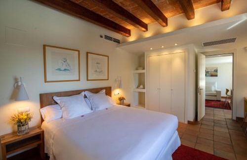 Alcanar Hotel | Ideal Oceanfront Retreat at Tancat de Codorniu - 4 Stars