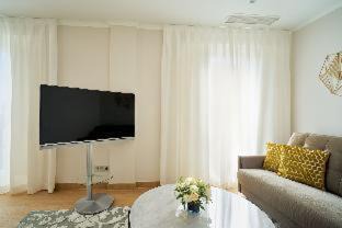 Ensanche Centro Apartment | Explore Tandem Soho Suites: 4-Star Comfort, Child Friendly