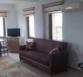 Datca City Center Apartment | Inviting Taner Apart: Child-Friendly Retreat Awaits You