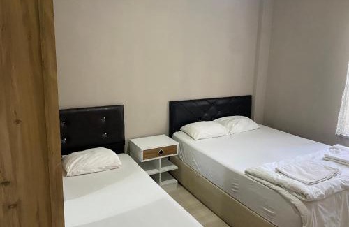 Edirne Apartment | Relaxing TANER PANSiYON with Hot Tub & Family-Friendly Vibes