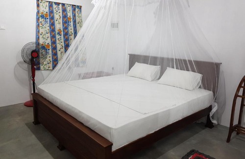 Tangalle Ski Chalet | Pet-Friendly Tangalle Bay Cottages with Ocean View