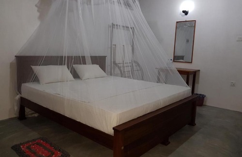 Tangalle Ski Chalet | Pet-Friendly Tangalle Bay Cottages with Ocean View