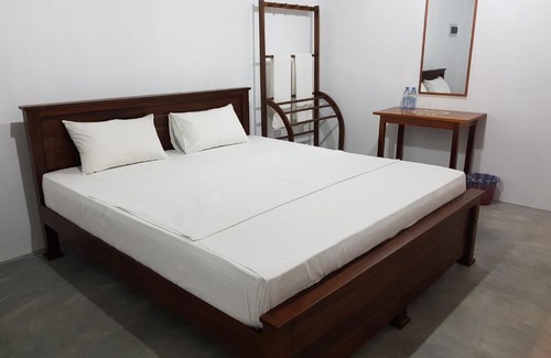 Tangalle Ski Chalet | Pet-Friendly Tangalle Bay Cottages with Ocean View