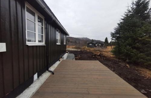 Kvam House | Explore Tangen: 4-Bedroom Cabin by the Oceanfront