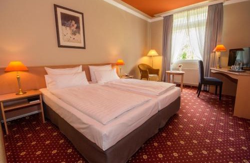 Tangstedt Hotel | Pet-Friendly Comfort at Tangstedter Mühle with Dining Options
