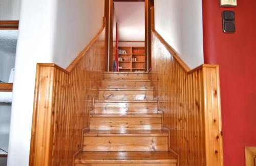 Maniakoi Apartment | Discover Tania's View: Pet-Friendly Family Retreat