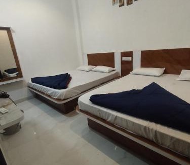 Omkareshwar Hotel | Tanisha inn