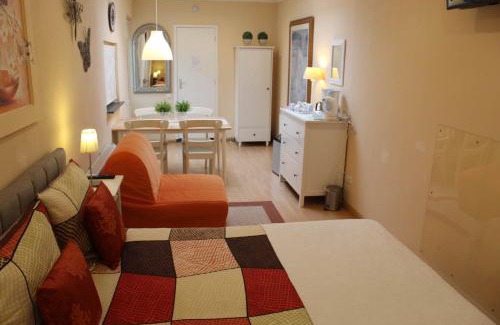 Amby Bed & Breakfast | Delightful Tanja's B&B: Family-Friendly & Accessible Stay