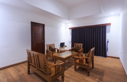 Labuan Bajo House | Relax at Tanjung Lima Villas Labuan Bajo with Pool & Breakfast