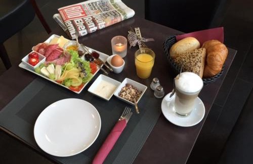 Heroldsberg Hotel | Pet-Friendly Retreat at Tankbar's Hotelchen, Rated 8.9/10
