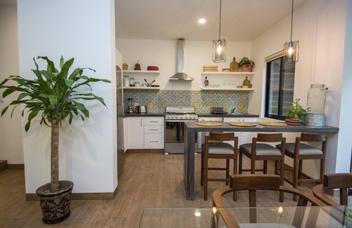 Merida Municipality House | Top-Rated Tannah Home with Oceanfront Pool and Spa