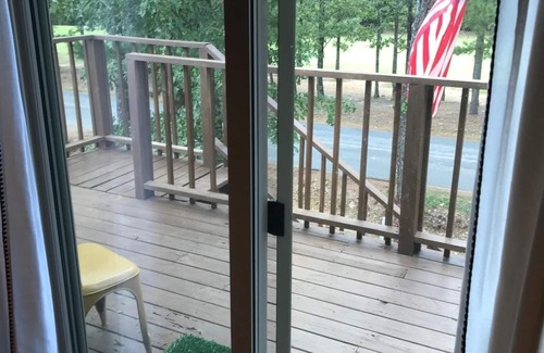Drasco Cabin | Top-Rated Retreat at Tannenbaum Golf Club Cabin with Pool