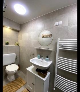 Spital am Semmering House | Relaxing Tannenhof Apartment with Hot Tub & Family-Friendly Amenities