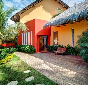Puerto Cayo Hotel | Relaxing Tanusas Retreat & SPA with Oceanfront Amenities