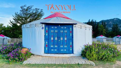 Phan Rang Resort | Discover Tanyoli Resort: Pet-Friendly Getaway with Breakfast