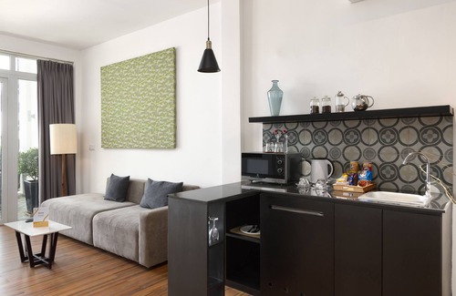 Daun Penh Apartment | Inviting Tao Riverside Residence: Rated 9.6/10 with Great Amenities