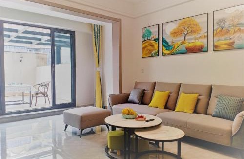 Qiannan Apartment | Discover Tao's Inn Guiyang: Pet-Friendly Family Retreat
