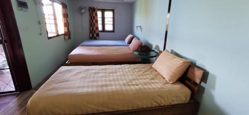 Koh Tao House | Discover Tao Thong Villa 2: Pet-Friendly Oceanfront Oasis