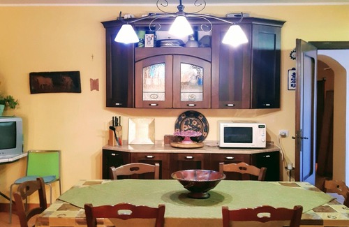 Mascali House | Cozy Taormina-Etna Acquachiara Home Steps from the Sea