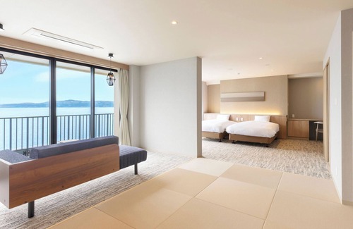 Wakura Onsen House | Relax at Yukai Resort Wakuraonsen Kinpaso with Spa & Pool