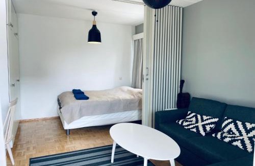 Tapiola Apartment | Eco-Friendly Tapiola City Apartment with Hot Tub & Breakfast
