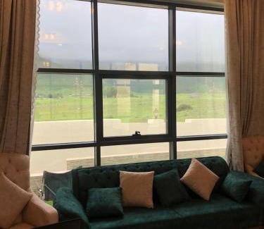 Taqah Villa | Experience Taqah Hills: Family-Friendly with Pool Access