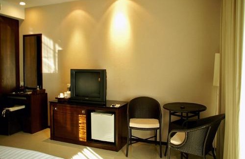 Cha-am Resort | Relax at Tara Mantra Cha-Am Resort: 4-Star Oceanfront Getaway